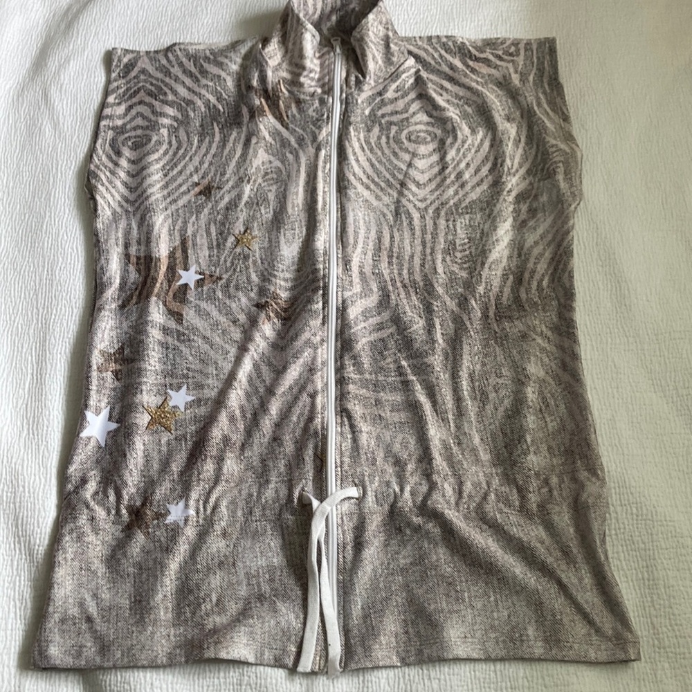 Zippered Sleeveless Top with Star Accents
